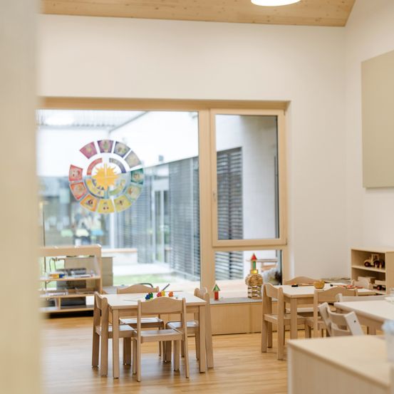 Wood, Plywood, Floor, Flooring, Interior Design, Hardwood, Table, Dining Table, Cafeteria, Restaurant