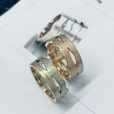 Bild enthält, Accessories, Jewelry, Ring, Cuff