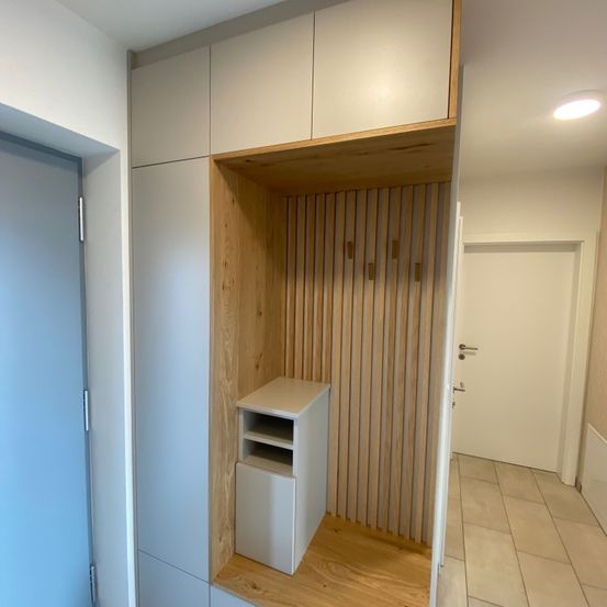 Bild enthält, Indoors, Interior Design, Wood Panels