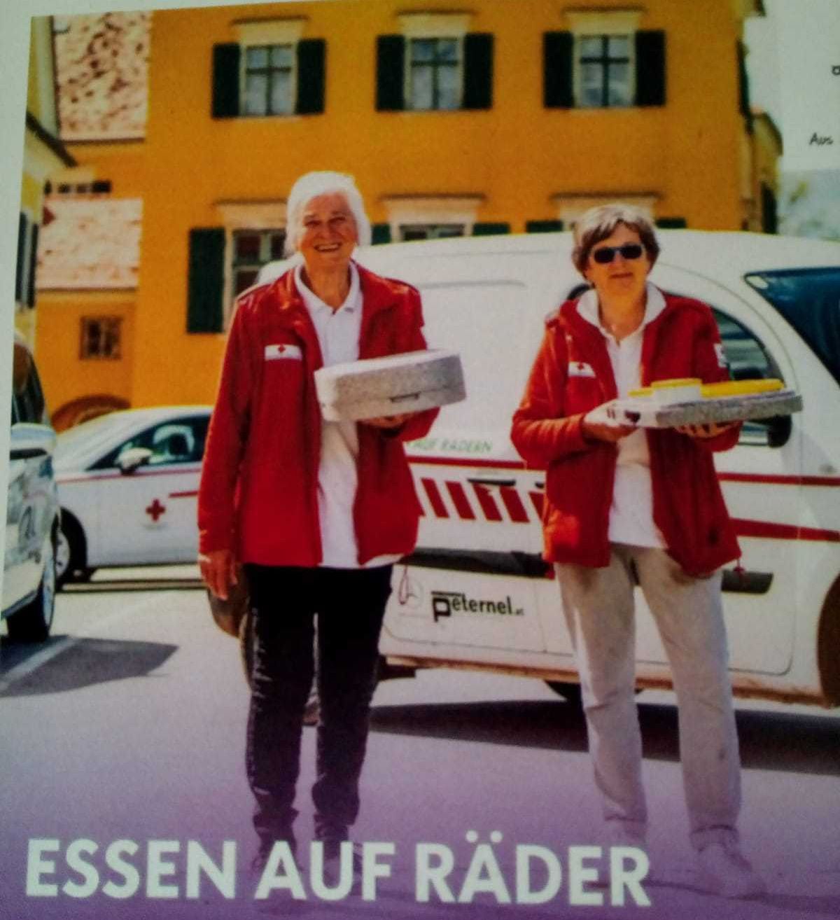 Bild enthält, Advertisement, Poster, Coat, Adult, Male, Man, Person, Portrait, People, Sunglasses