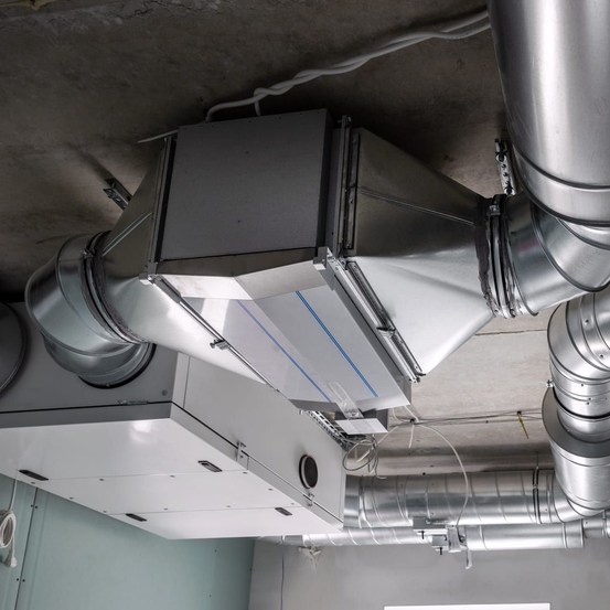 Bild enthält, Person, Plumbing