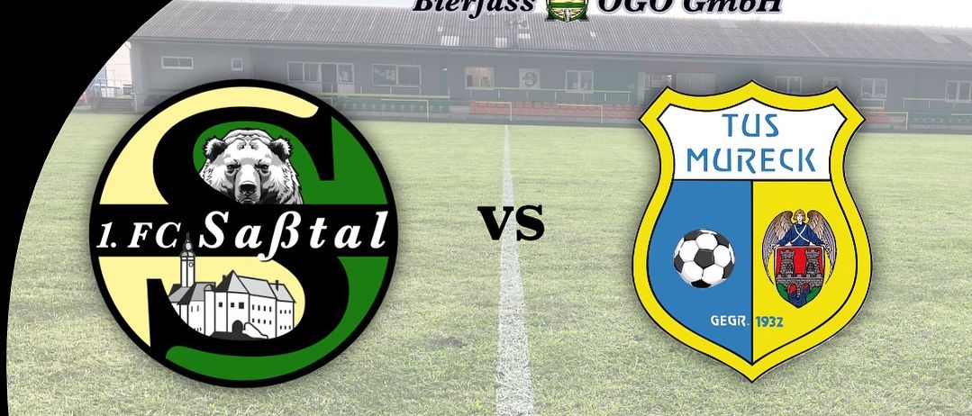 Plakat für ein Fußballspiel zwischen 1. FC Saftal und Tus Mureck. Das Spiel ist Teil der Gebietsliga Süd, Runde 8. Datum ist Freitag, 3. Oktober 2025, um 19 Uhr. Austragungsort ist das Saftalstadion in Mettersdorf.