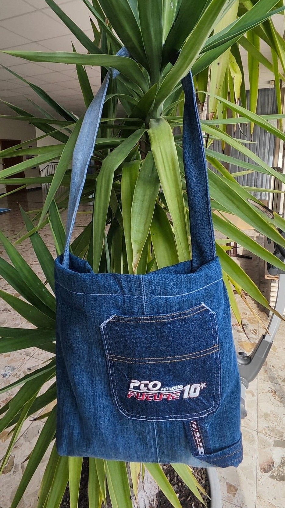 Clothing, Pants, Bag, Jeans, Plant, Accessories, Handbag, Tote Bag, Purse
