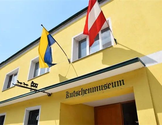 Bild enthält, Flag, Architecture, Building