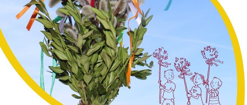 Palmsonntagsposter mit Datum, Uhrzeit und Ort. Es zeigt Jesus, der auf einem Esel nach Jerusalem reitet, umgeben von Palmzweigen. Der deutsche Text beschreibt Palmsonntagstraditionen und die Bedeutung von Palmzweigen.