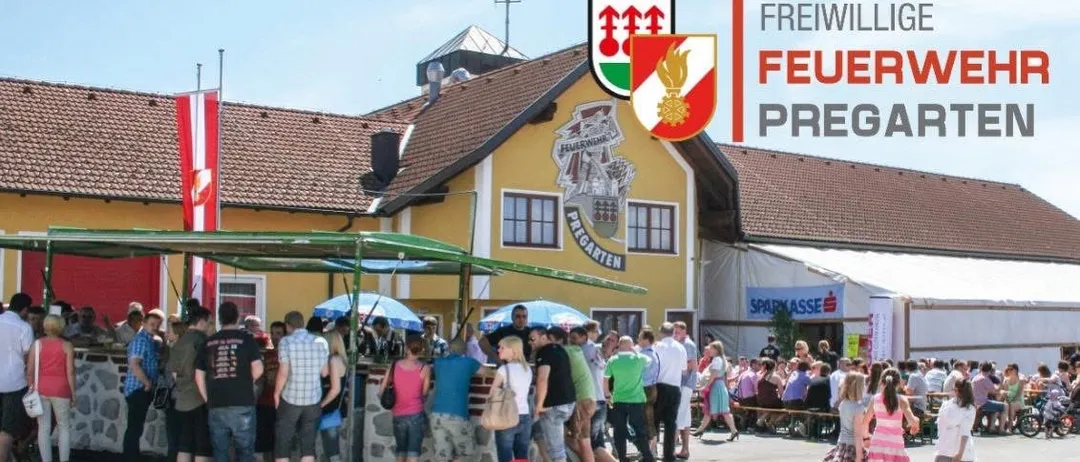 Ein Plakat für ein Feuerwehrfrühstücksevent am Donnerstag, 14. Mai 2026. Drei Männer sind auf dem Plakat abgebildet. Die Veranstaltung findet im Feuerwehrhaus, Tragweiner Strasse 72 statt.
