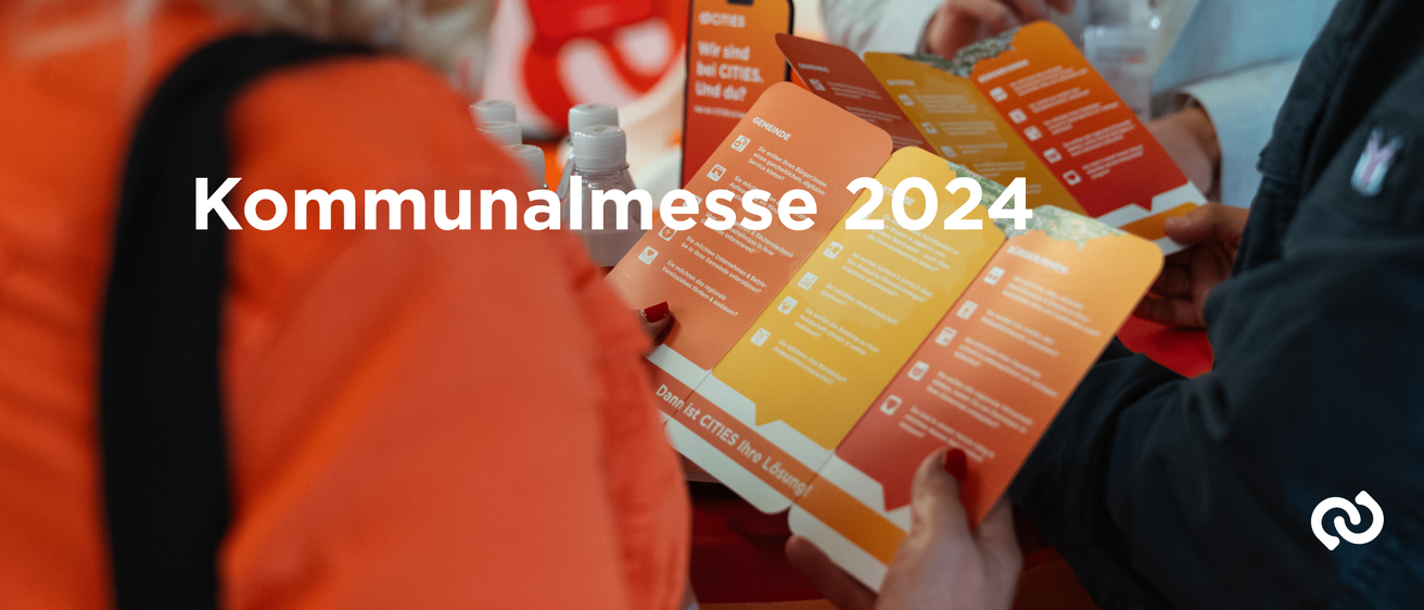 Bild enthält, Advertisement, Poster, Adult, Female, Person, Woman, Credit Card, Text