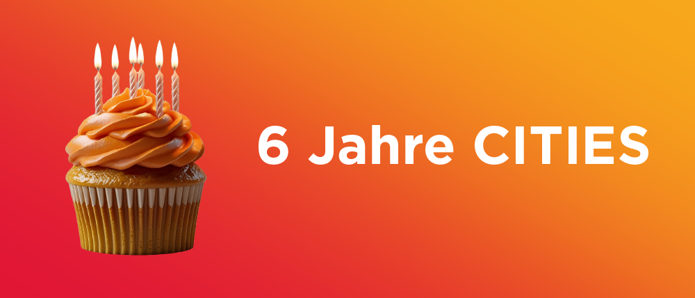 Ein Cupcake mit sechs Kerzen auf rotem Hintergrund mit dem Text 6 Jahre CITE.