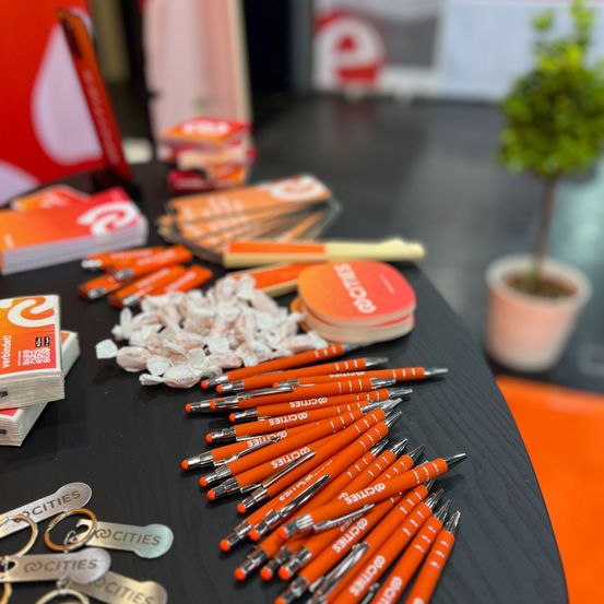 Bild enthält, Plant, Brush, Device, Tool, Pen