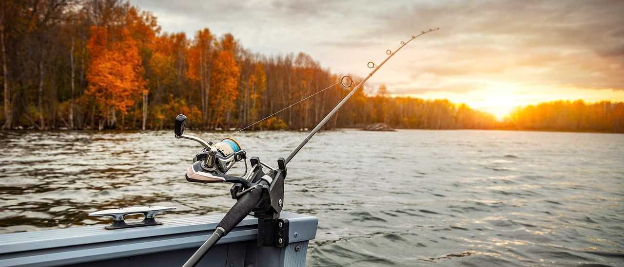 fishing-boat-5541327_1280