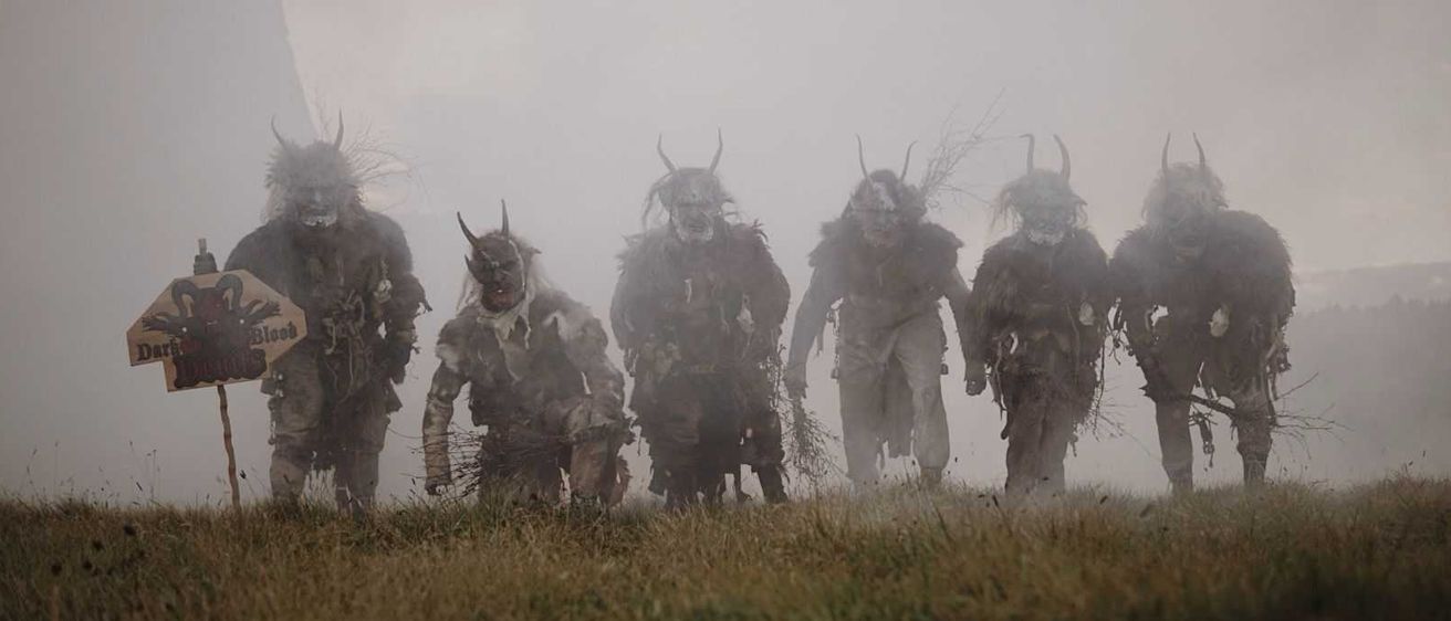 Bild enthält, War, Person, Nature, Outdoors, Weather, Adult, Male, Man, People, Horse