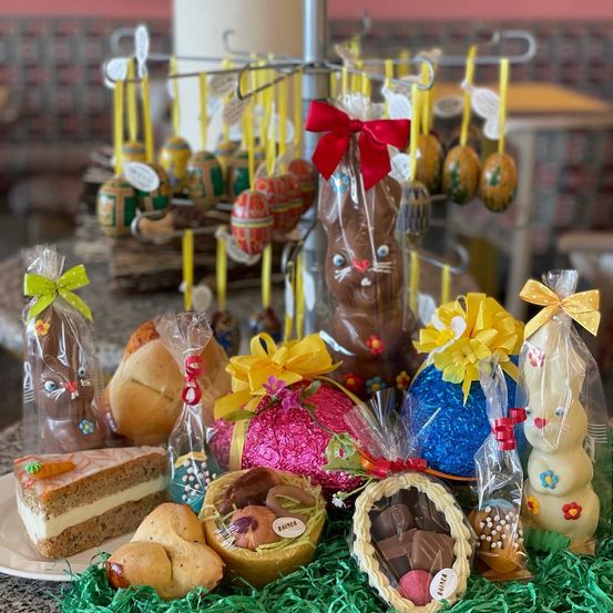 Bild enthält, People, Person, Food, Sweets