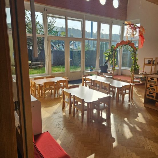 Wood, Floor, Interior Design, Flooring, Dining Room, Dining Table, Table, Hardwood, Restaurant, Chair