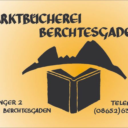 Ein Poster für eine Buchhandlung in Berchtesgaden, mit einem offenen Buch und einem Berg darauf, sowie der Adresse Anger 2 und der Telefonnummer (08652)63671.