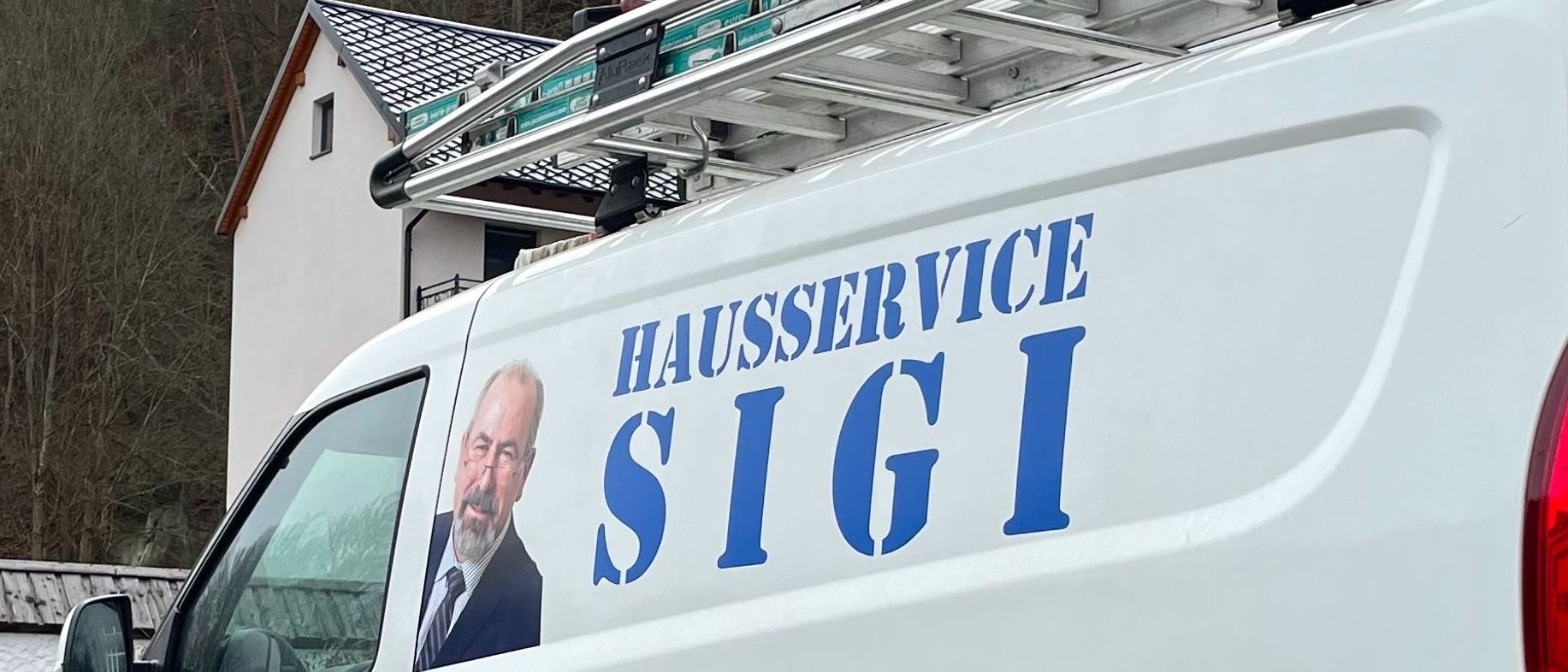 Bild enthält, Car, Transportation, Vehicle, Person, Machine, Wheel, Face, Head
