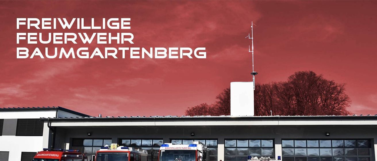 Bild enthält, Transportation, Truck, Vehicle, Fire Station, Fire Truck, Car, Outdoors, Windmill, Machine, Wheel