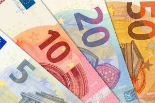 Bild enthält, Money, Can, Tin, Text