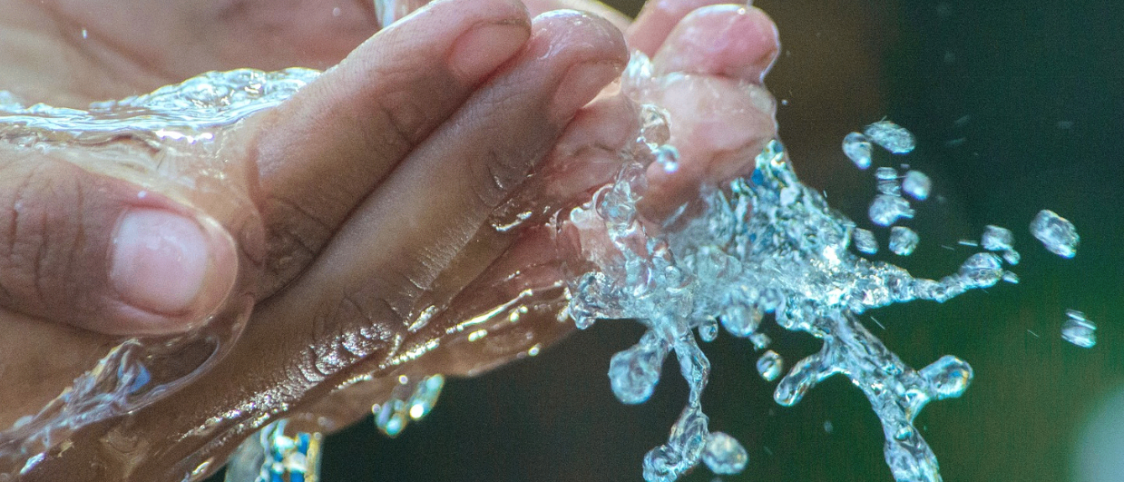 Bild enthält, Body Part, Finger, Hand, Person, Baby