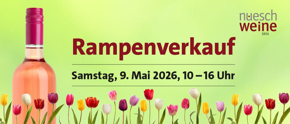 Plakat, das für einen Weinverkauf am Samstag, 9. Mai 2026, von 10-16 Uhr wirbt und eine Weinflasche und Blumen zeigt.