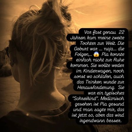 Eine Frau mit Brille schaut zurück, möglicherweise am Strand. Textüberlagerung handelt von der schwierigen Geburt eines Kindes und ihrer weinenden Natur.