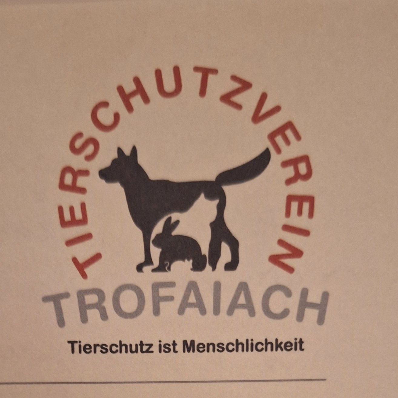 Bild enthält, Animal, Canine, Dog, Mammal, Pet, Logo, Text