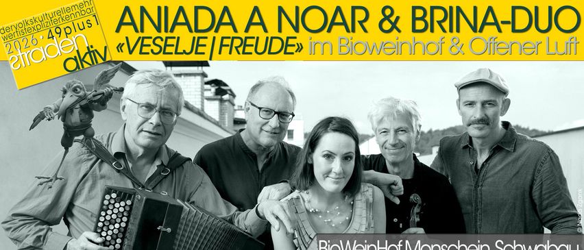 Ein Plakat mit Aniada A Noar & Brin, vier Musikern in einem Schwarz-Weiß-Foto, datiert auf den 2. Juli 2020.
