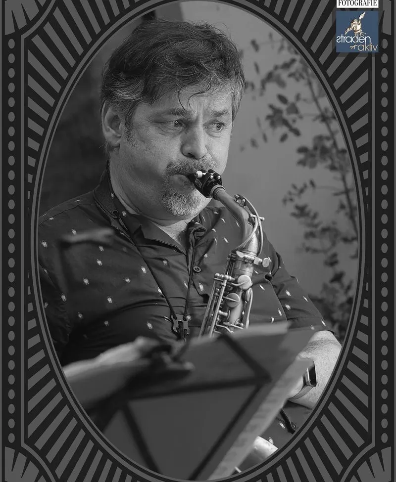 Adult, Male, Man, Person, Brass Section, Flugelhorn, Musical Instrument, Face, Smoke Pipe, Horn