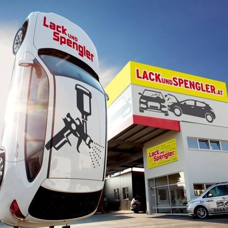 Bild enthält, Car, Vehicle, Machine, Wheel, Car Dealership, Building