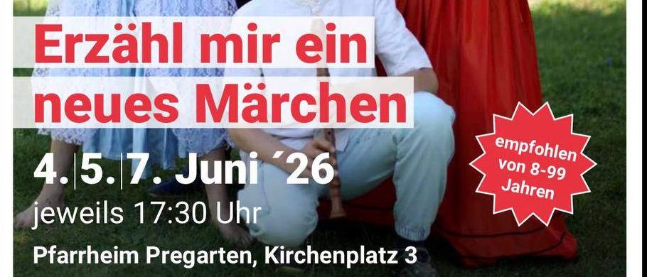 Ein Poster für eine Märchenaufführung. Es zeigt einen Mann mit Perücke und einen Jungen mit einem Holzstab. Hinter ihm stehen ein Mädchen in einem blauen Kleid und ein Mädchen in einem roten Kleid. Datum und Uhrzeit der Aufführung sind ebenfalls angegeben.