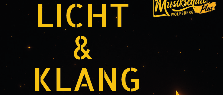 Plakat für ein Weihnachtskonzert in der Markuskirche. Es zeigt einen leuchtenden Weihnachtsbaum und Musiknoten. Der Termin ist der 18. Dezember 2025 um 18:30 Uhr. Der Eintritt ist freiwillig.