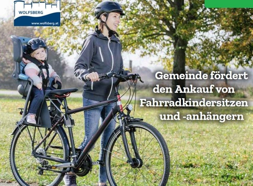 Bild enthält, Bicycle, Cycling, Person, Vehicle, Baby, Helmet, Wheel, People