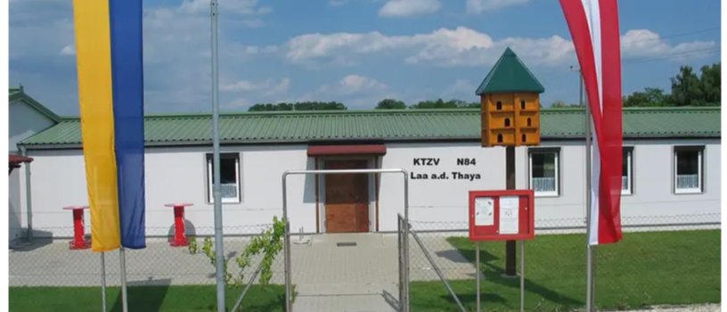 Bild enthält, Flag, Outdoors