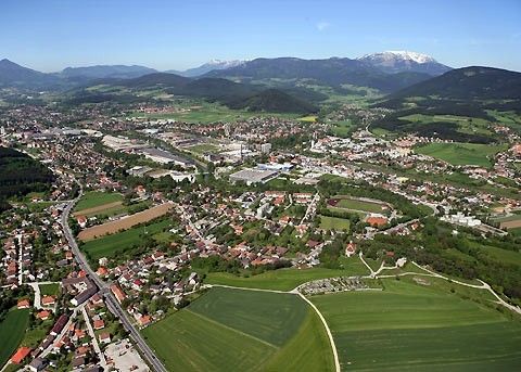 Bild enthält, Outdoors, Nature, Countryside, Road, Architecture, Building, Cityscape, Urban, Aerial View, Rural