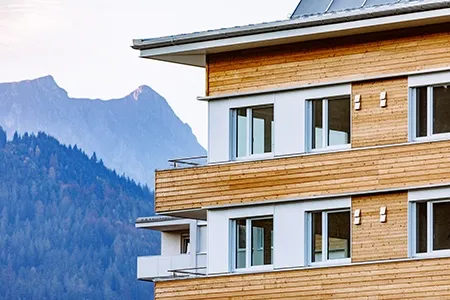 Bild zeigt ein Wohnhaus in Trofaiach West mit Blick auf den Reiting