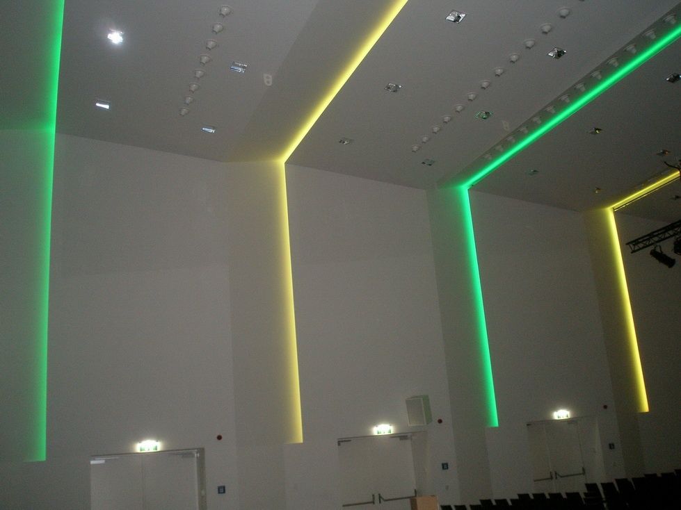 Bild enthält, Light, Lighting, Architecture, Building, Laser