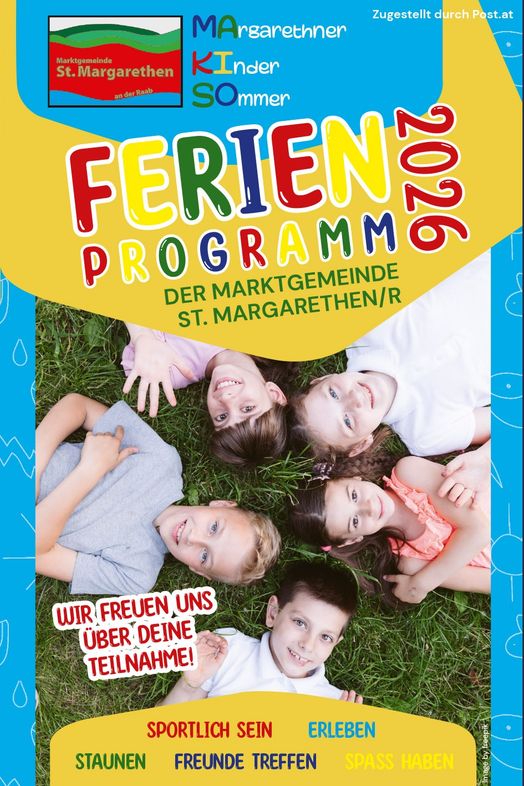 Ein Poster zeigt Kinder, die auf dem Gras liegen, mit einem Text über das Ferienprogramm der Marktgemeinde St. Margarethen/R.