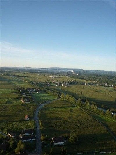 Bild enthält, Outdoors, Road, Nature, Aerial View, Countryside, Rural, Farm, Water