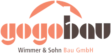 Das Logo für Wimmer & Sohn Bau GmbH, dargestellt auf schwarzem Hintergrund. Das Logo zeigt ein abstraktes Design eines Hauses mit 'gogobau' in Orange und 'Wimmer & Sohn Bau GmbH' in Weiß.