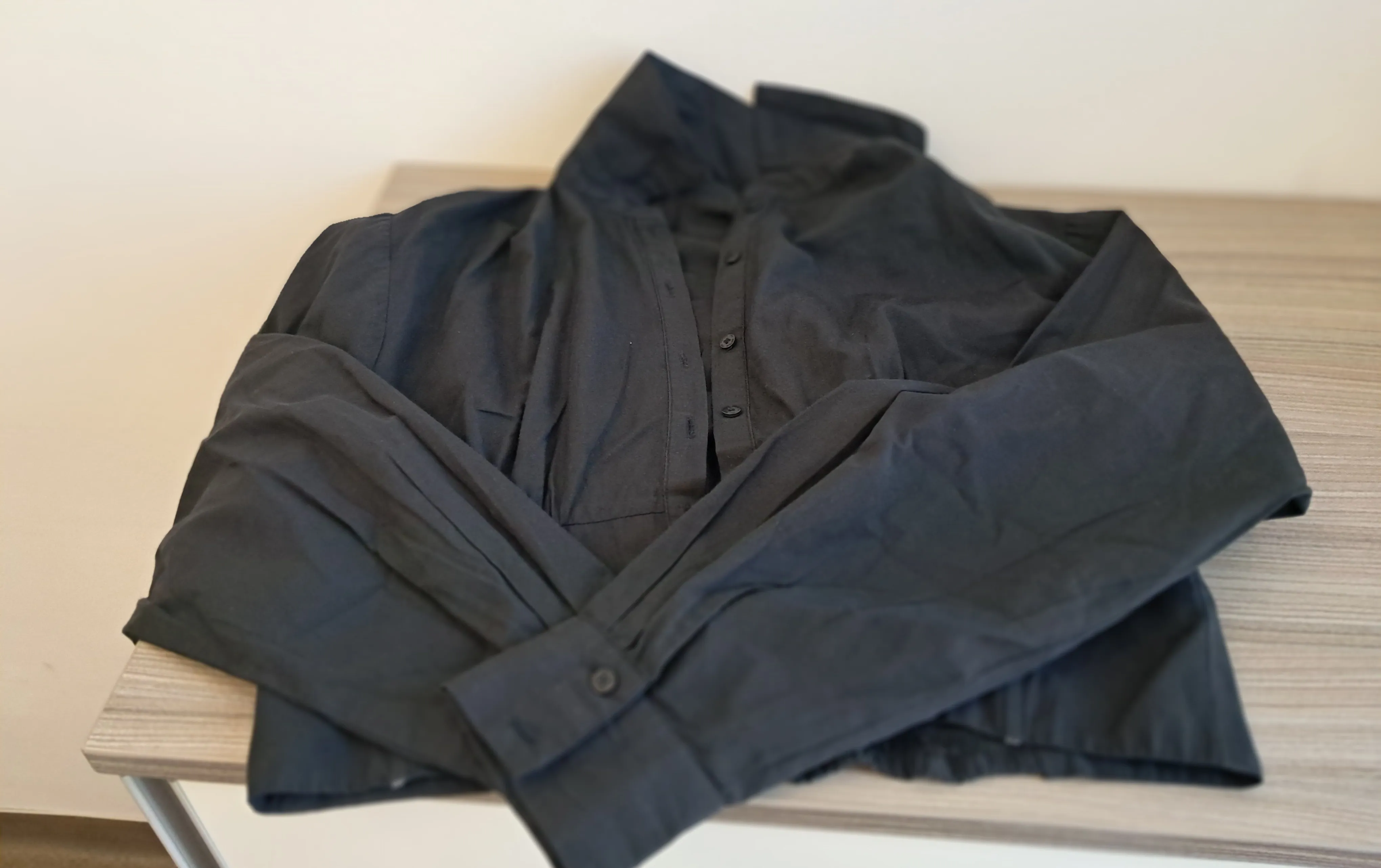 Clothing, Coat, Jacket, Blouse, Long Sleeve, Sleeve, Shirt, Blazer, Pants