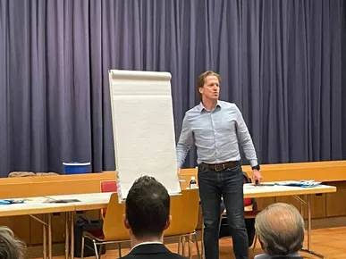 People, Person, Crowd, Audience, Adult, Male, Man, Belt, Indoors, Seminar