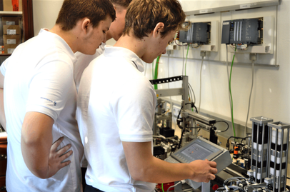 This assembly plant is one training object we use in our automation workshop.