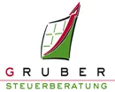 Das Logo für Gruber Steuerberatung, das ein stilisiertes grünes und rotes Kreuz mit dreieckiger Form zeigt, vor weißem Hintergrund, mit dem Text 'GRUBER STEUERBERATUNG' in fetten schwarzen Buchstaben darunter.