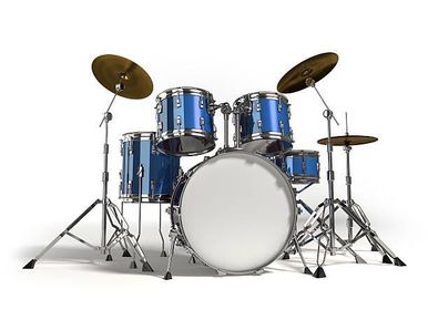 Ein Schlagzeug mit blauen Trommeln und Becken auf weißem Hintergrund. Die Trommeln umfassen einen Bassdrum, Snare und Toms.