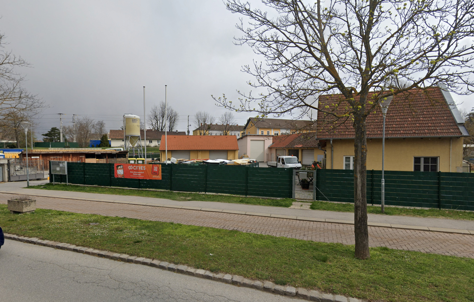Neighborhood, Architecture, Building, House, Housing, Roof, Suburb, City, Outdoors, Shelter