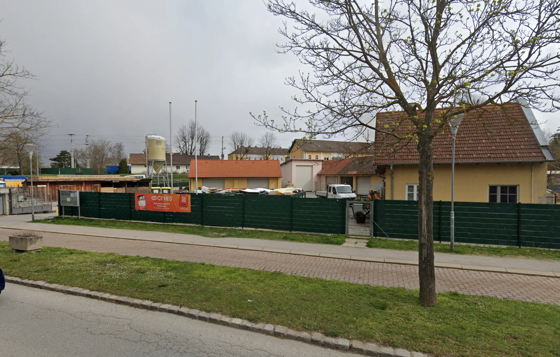 Neighborhood, Architecture, Building, House, Housing, Roof, Suburb, City, Outdoors, Shelter