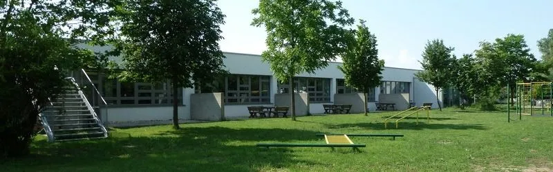 Grass, Lawn, Hotel, Bench, Resort, Backyard, Nature, Outdoors, Shelter, School