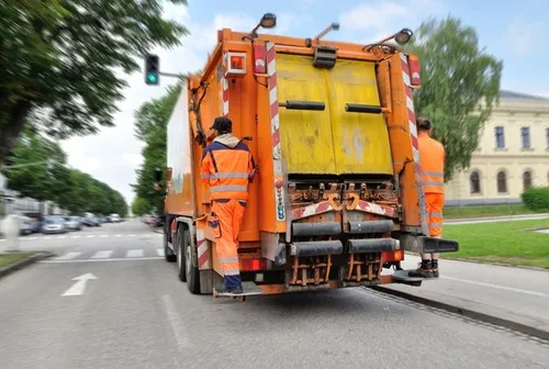 Person, Worker, Truck, Vehicle, Traffic Light, Adult, Male, Man, Hat, Garbage Truck