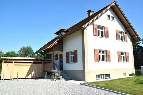 Architecture, Building, House, Housing, Villa, Garage, Indoors, Bicycle, Vehicle, Wheel