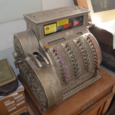 Bild enthält, Machine