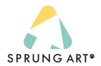 Das Logo für Sprung Art zeigt einen stilisierten grünen und gelben Buchstaben 'A' über dem Wort 'SPRUNG' in fetten schwarzen Buchstaben. Unter dem Wort 'SPRUNG' steht das Wort 'ART' in kleineren schwarzen Buchstaben. Das Design ist modern und klar.